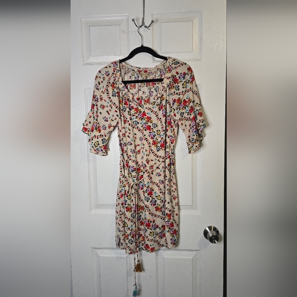 Democracy Floral Dress - Picture 2 of 5